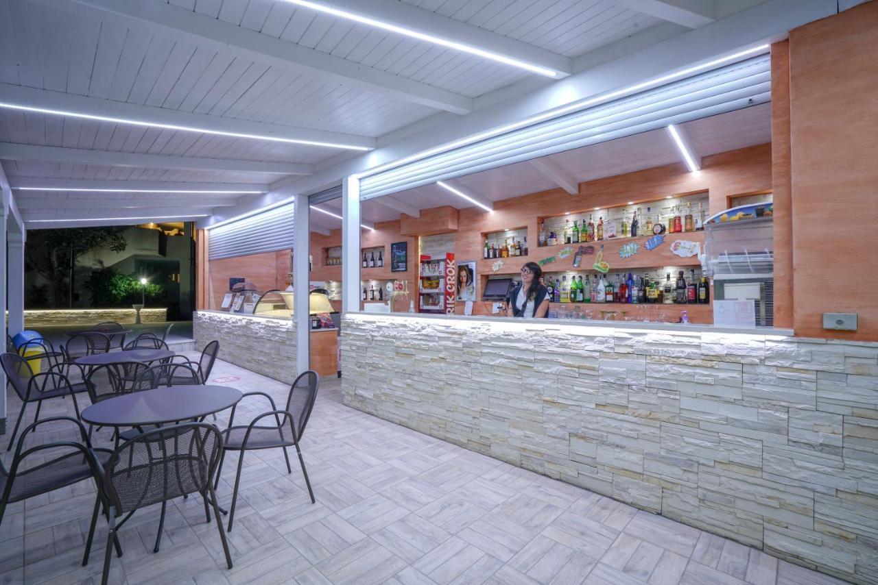 Hotel Residence Le Playe Санта-Доменіка Екстер'єр фото